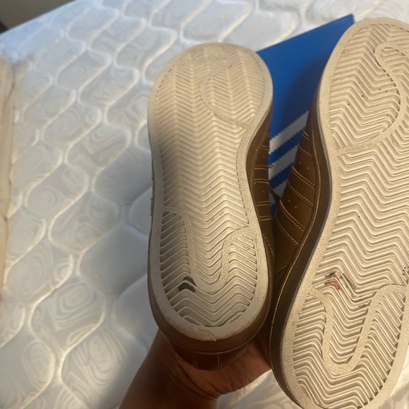 Adidas - Picture 4 of 5